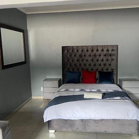 Ubuntu Lifestyle Estate Krugersdorp Exterior foto